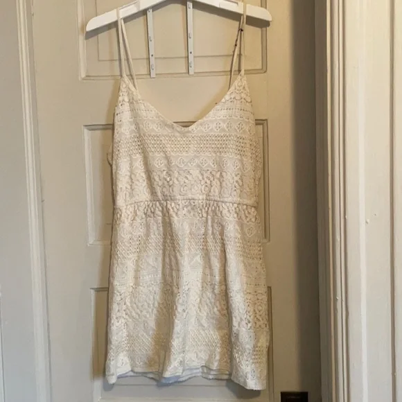 short white lace beach dress Beach Short Lace Wedding Dress with Swallowtail Skirt – loveangeldress
